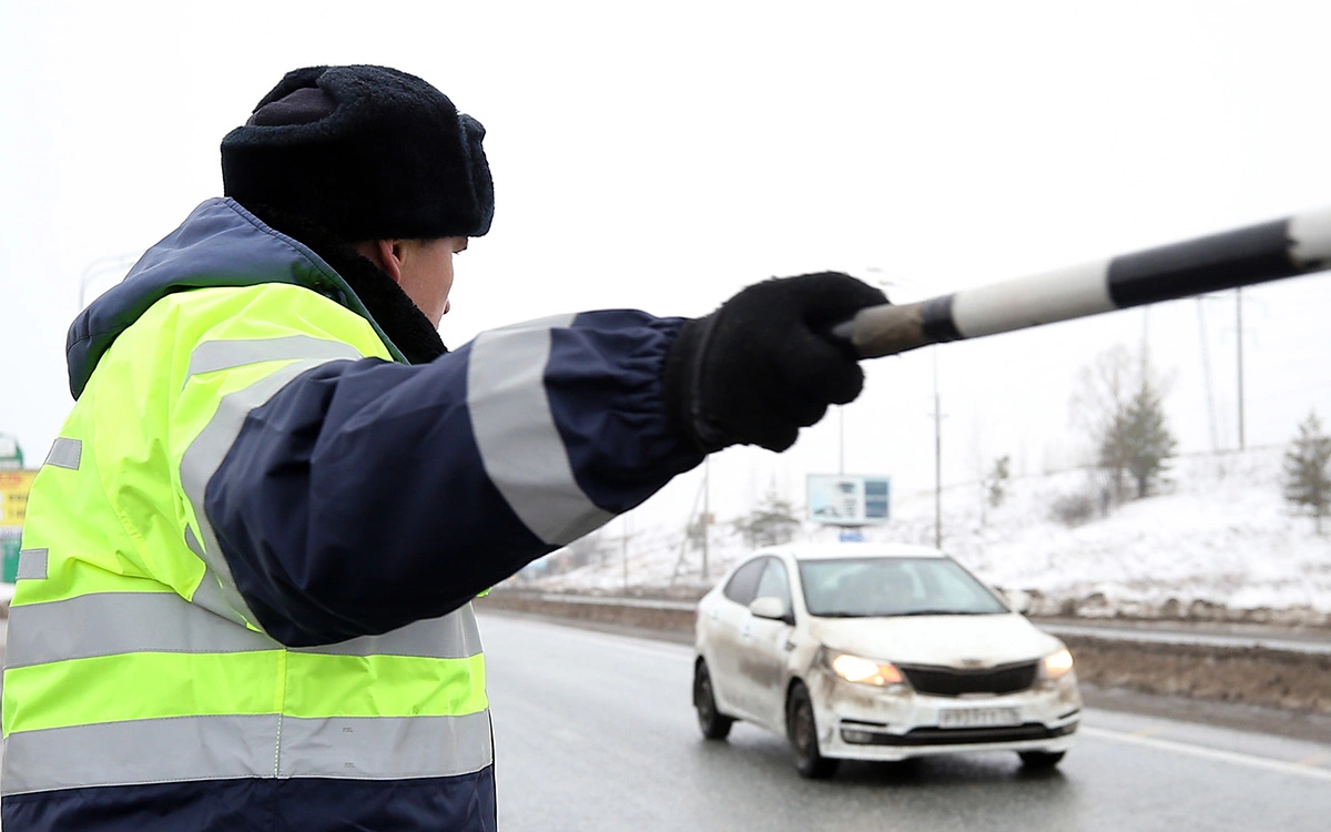 На трассе М-12 «Восток» ГИБДД начала ловить авто с закрытыми номерами - 25  Октября 2023 - Club-Picanto