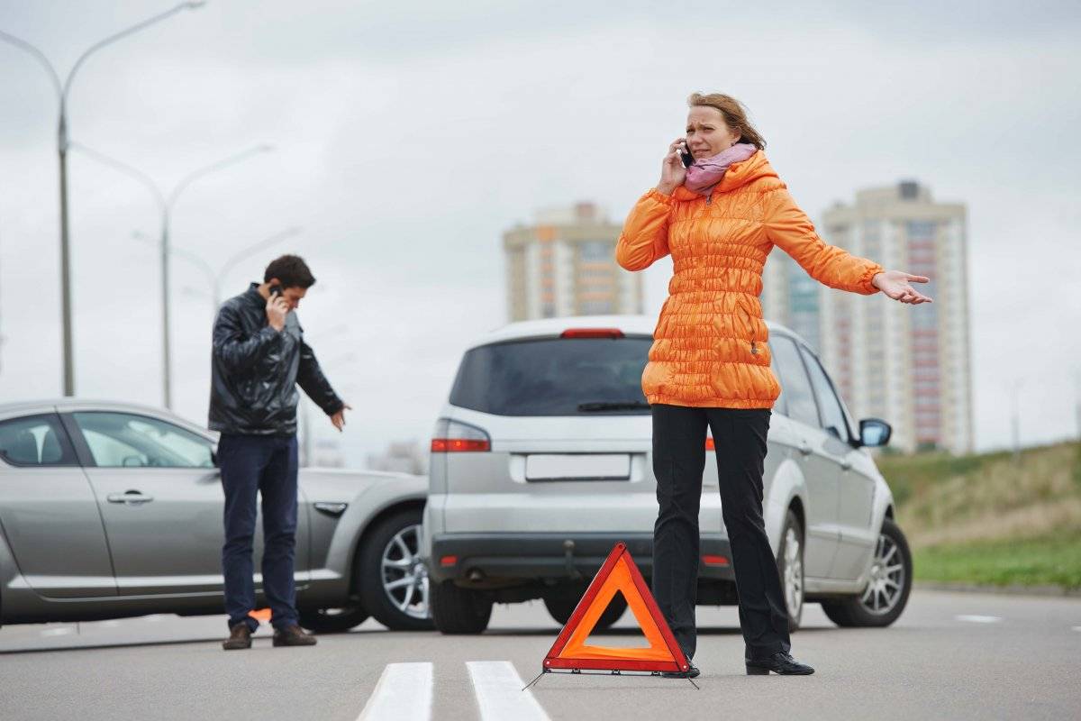 Женщины аккуратнее мужчин. ДТП ОСАГО. Неприятные ситуации на дороге. Ситуации на дороге.